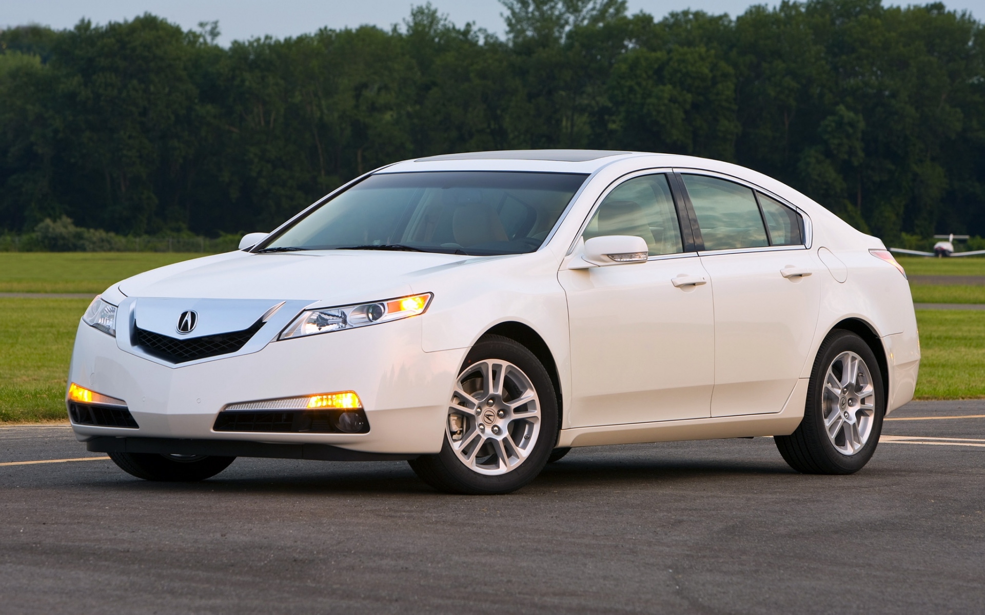 Картинки Acura, tl, 2008, белый, вид сбоку, стиль, автомобили, природа, деревья, трава фото и обои на рабочий стол