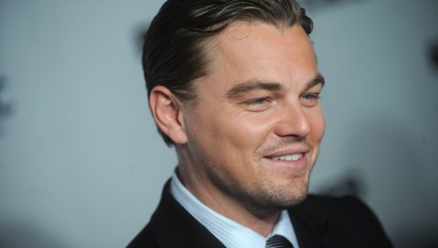 Leonardo dicaprio, мужчина, актер, костюм, улыбка, волосы, голубые глаза