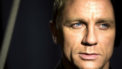 Daniel craig, актер, знаменитость, лицо, тень, взгляд, задумчивый, мечтательный