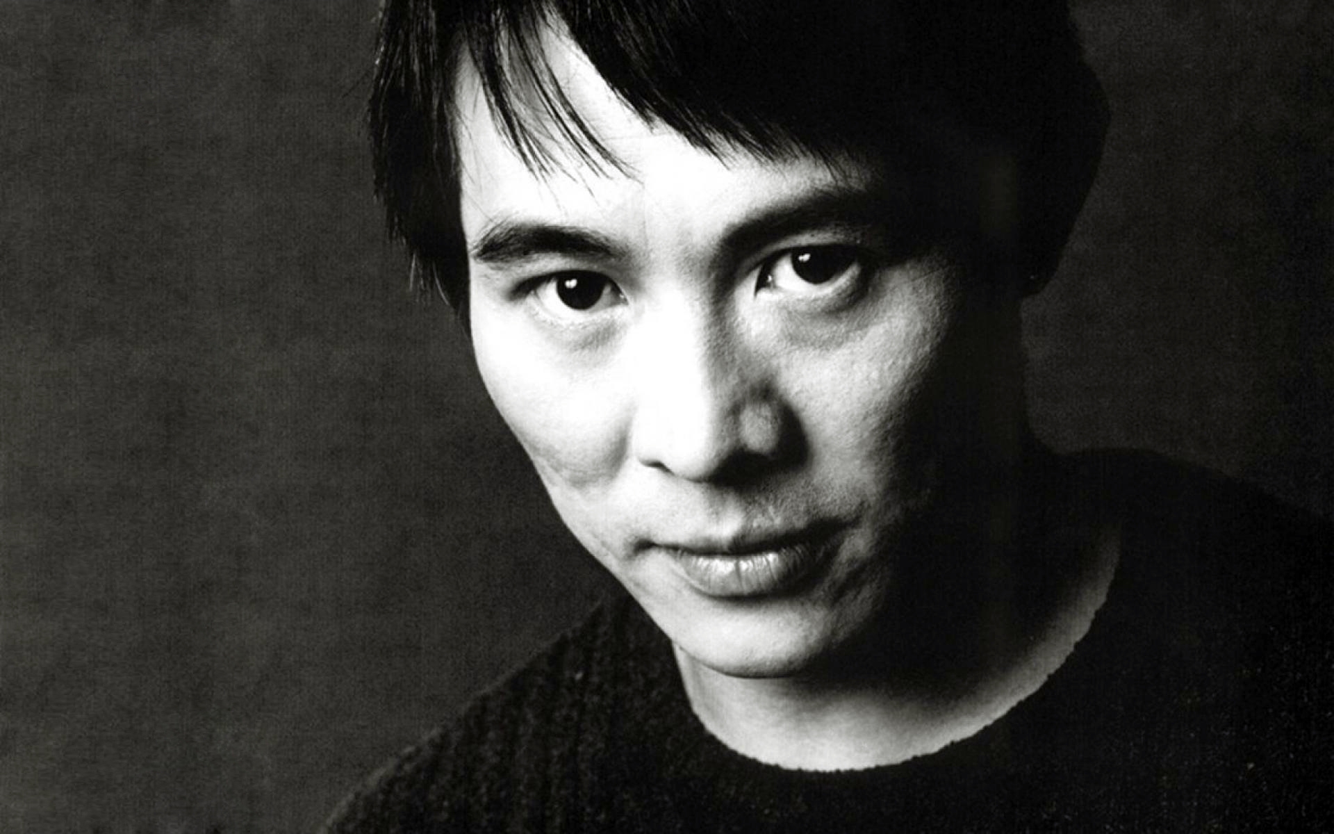 Картинки Jet li, лицо, глаза, брюнетка, знаменитость, мужчина, актер, черный белый фото и обои на рабочий стол