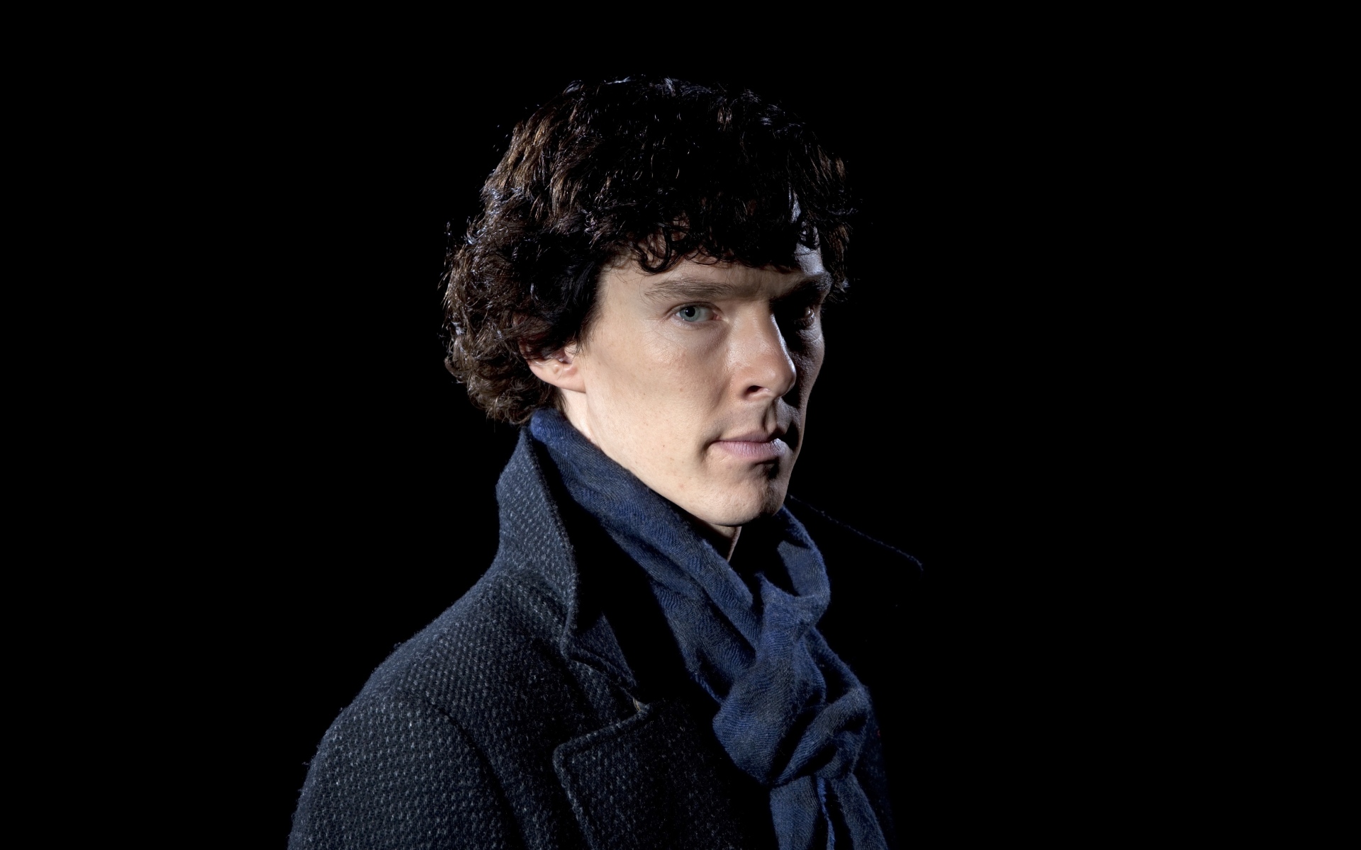 Картинки Benedict cumberbatch, актер, мужчина, вдумчивый, длинношерстный, тень фото и обои на рабочий стол