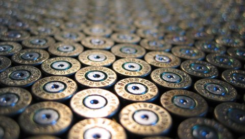 Железо, оружие, боеприпасы