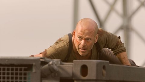 Die hard 4, актер, брюнетка Уивис, Джон Маккейн, Blad, Человек