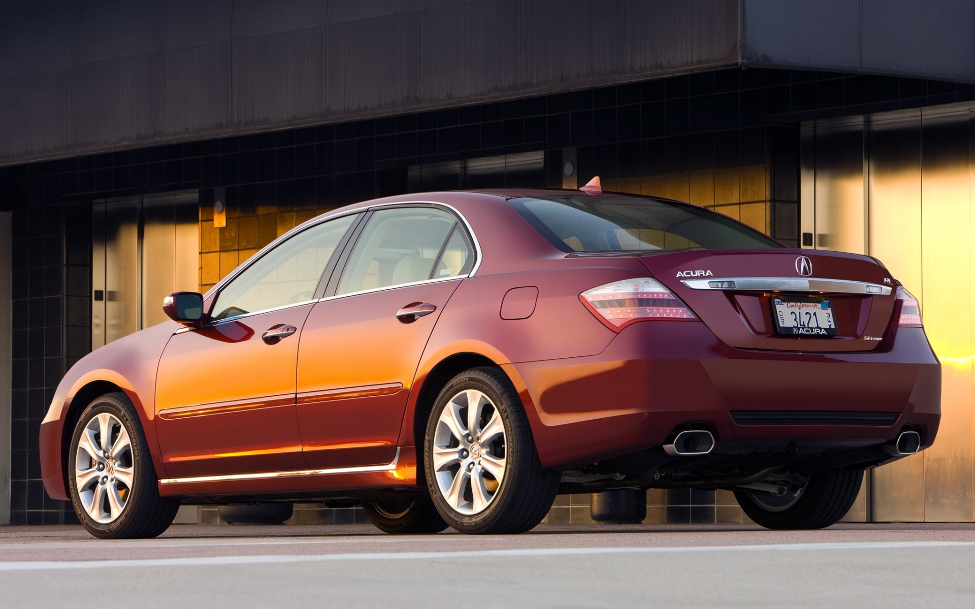 Картинки Acura, rl, красный, вид сбоку, стиль, седан, авто, здание фото и обои на рабочий стол