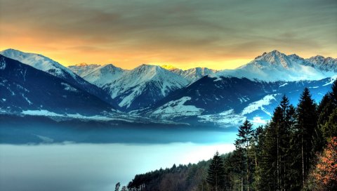 Горы, вечер, облака, деревья