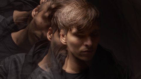 Pantha du prince, мужчина, взгляд, стрижка, свет