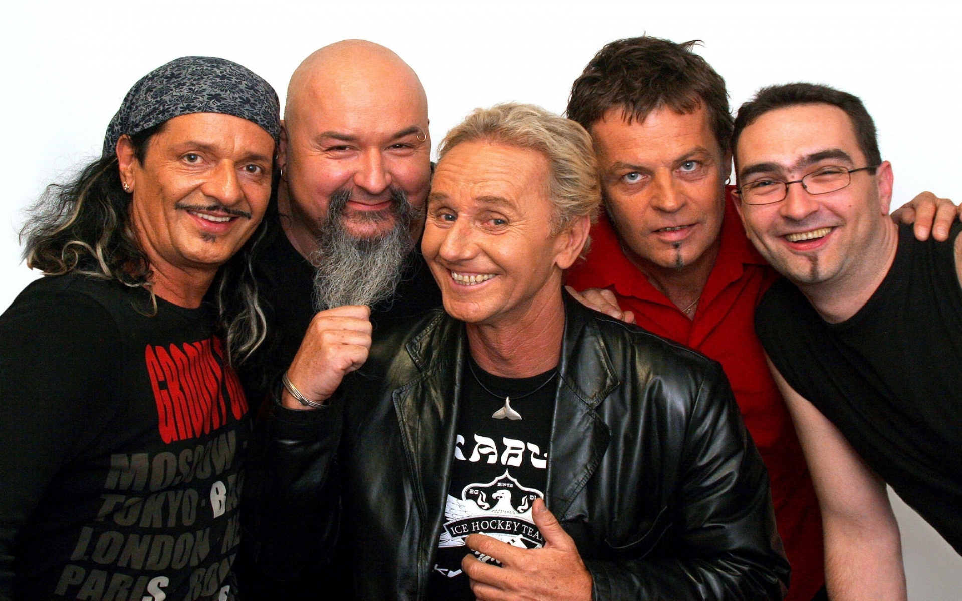Картинки Erste allgemeine verunsicherung, улыбка, группа, борода, лица фото и обои на рабочий стол