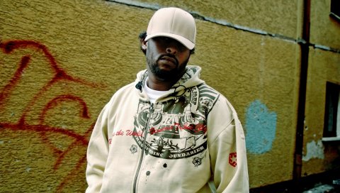 Afrob, cap, smock, print, house