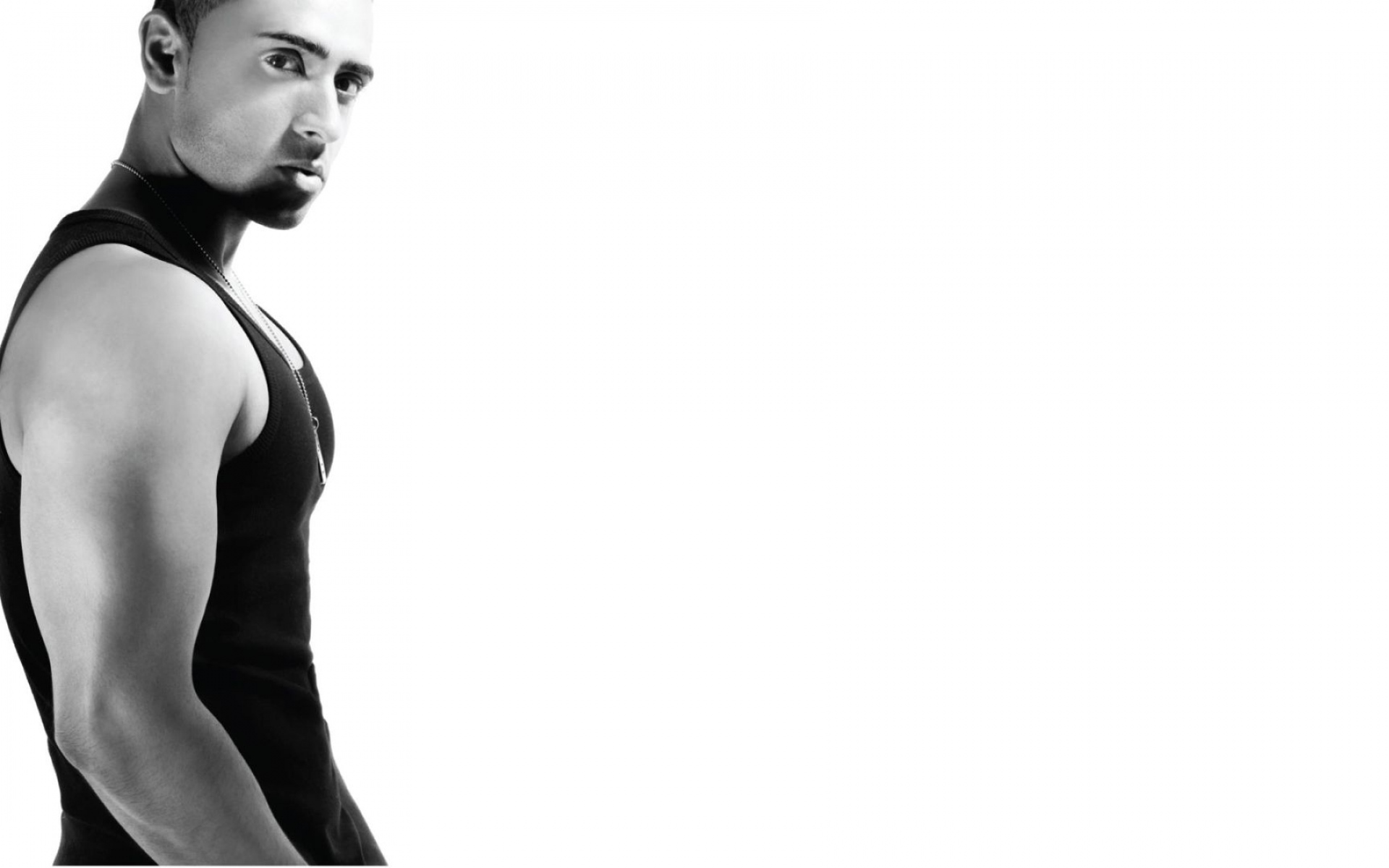 Картинки Jay sean, мужчина, плечо, взгляд, цепочка фото и обои на рабочий стол
