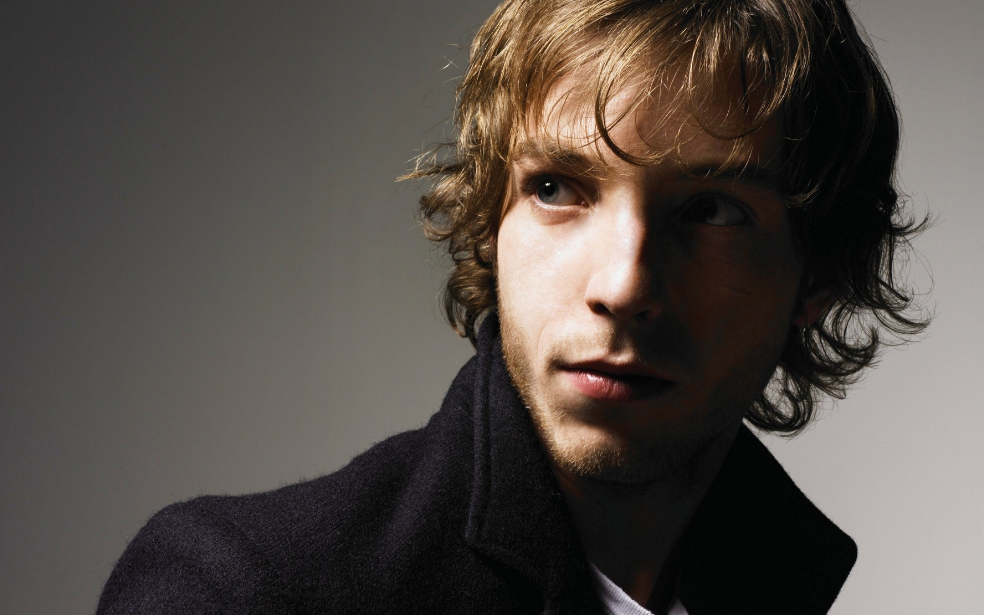 Картинки James morrison, мужчина, лицо, взгляд, свет фото и обои на рабочий стол