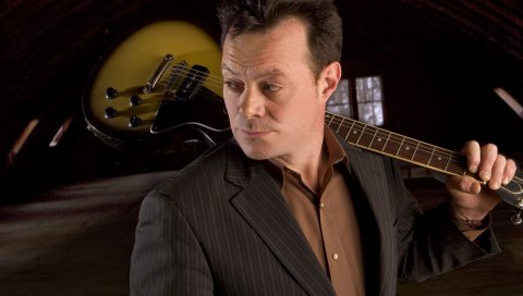 James hunter, крыша, гитара, костюм, взгляд
