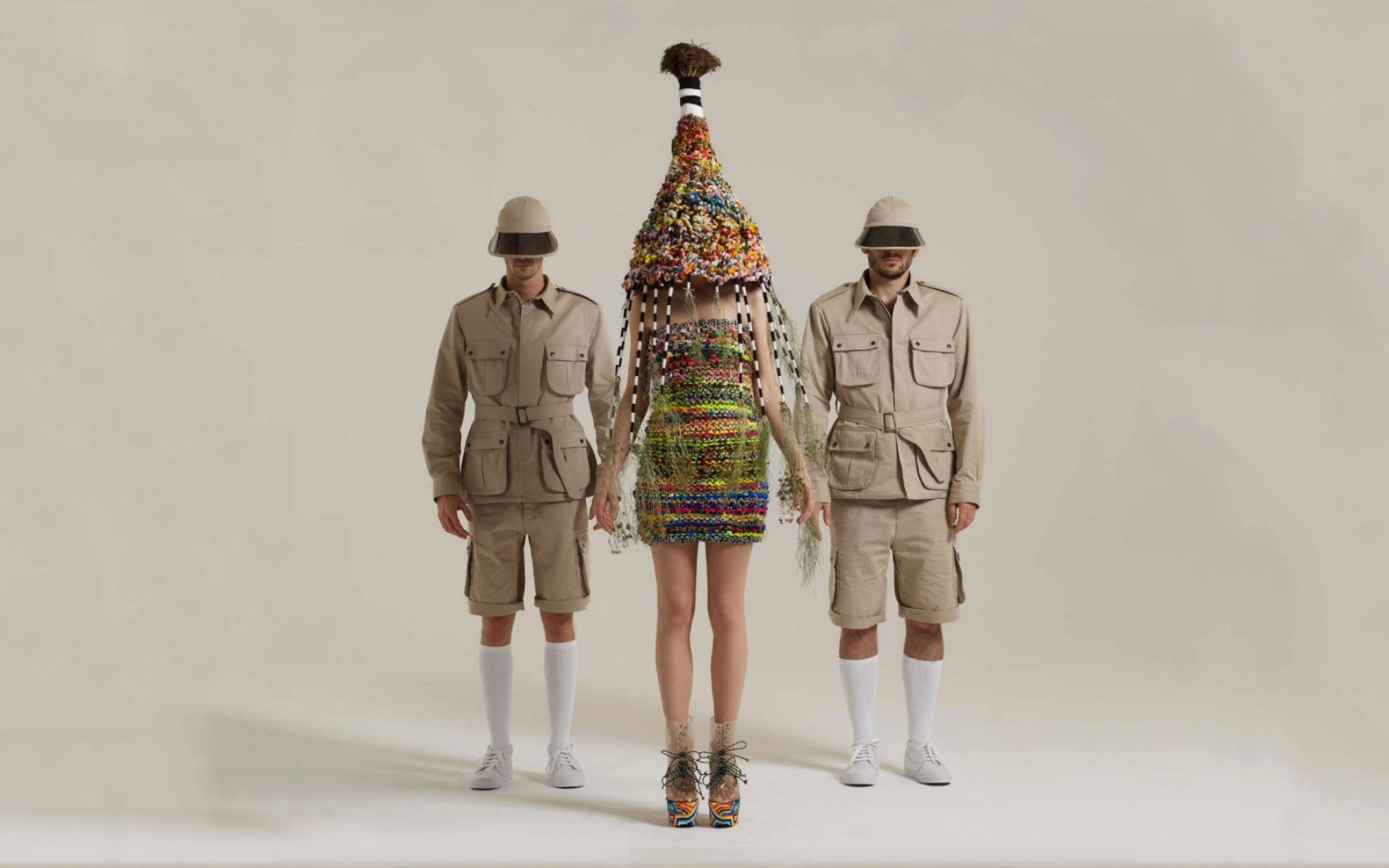 Картинки Yelle, girl, image, mans, dress фото и обои на рабочий стол