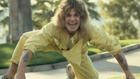 Ozzy osbourne, тату, крест, на улице, солнечный свет