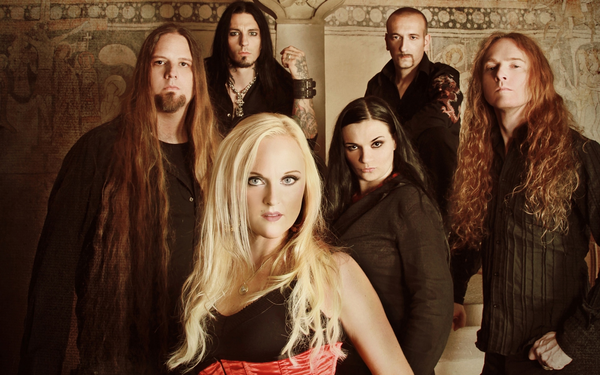 Leaves eyes myths of fate. Группа leaves’ Eyes. Группа leaves’ Eyes 2019. Liv Kristine. Leaves Eyes Liv Kristine.