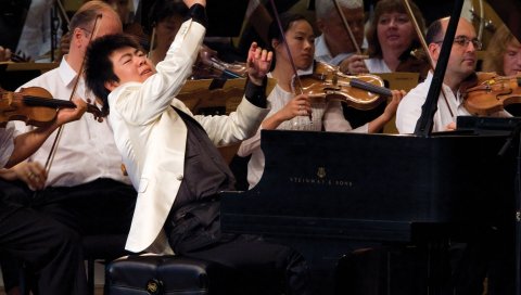 Lang lang, show, royal, play, suit