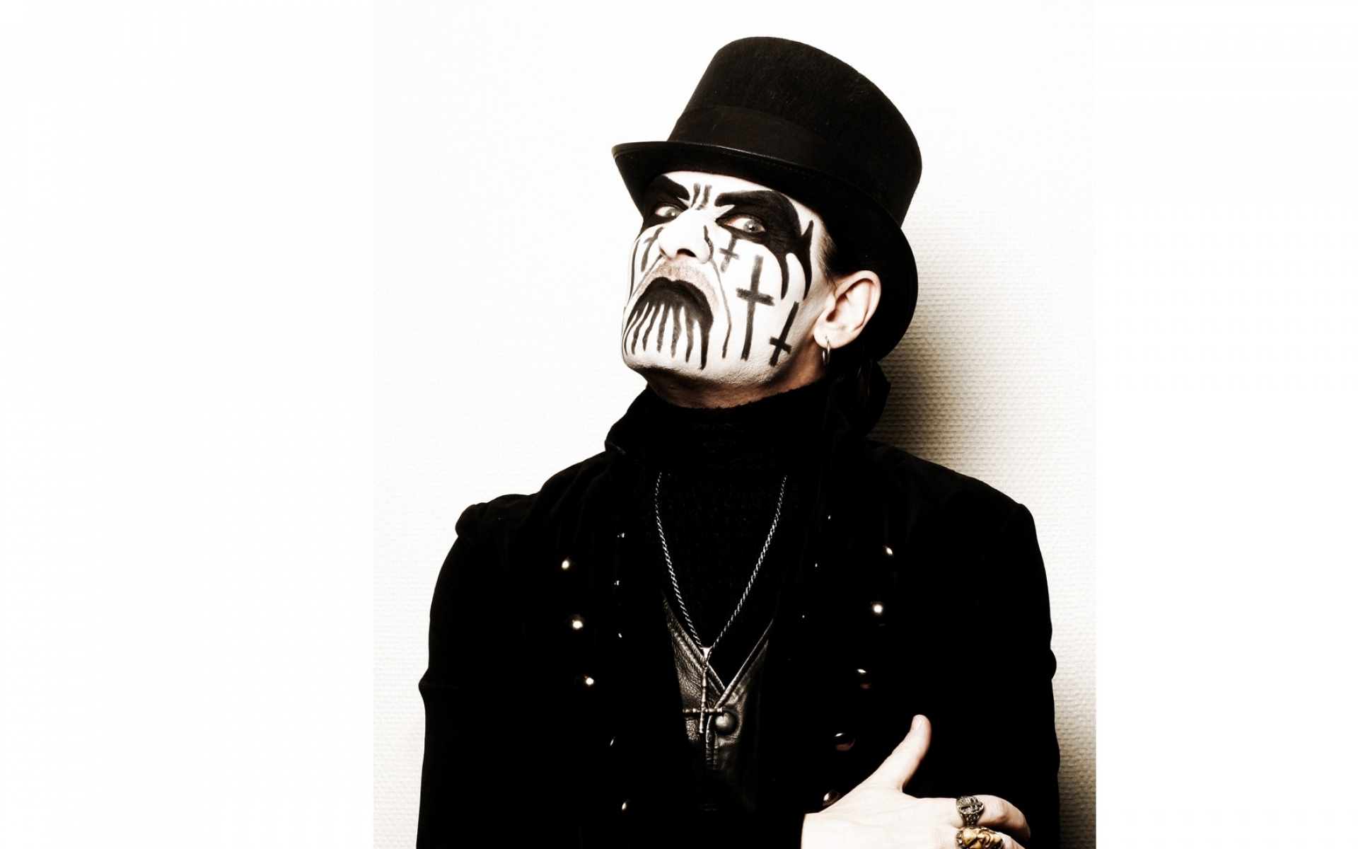 King diamond. King Diamond грим. The King of Diamonds. King Diamond тату. King Diamond обои.