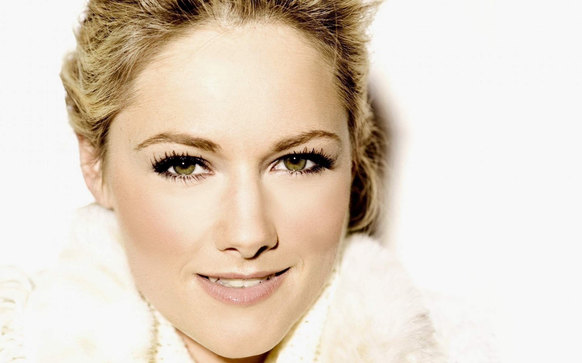 Картинки Helene fischer, девушка, лицо, улыбка, глаза фото и обои на рабочий стол