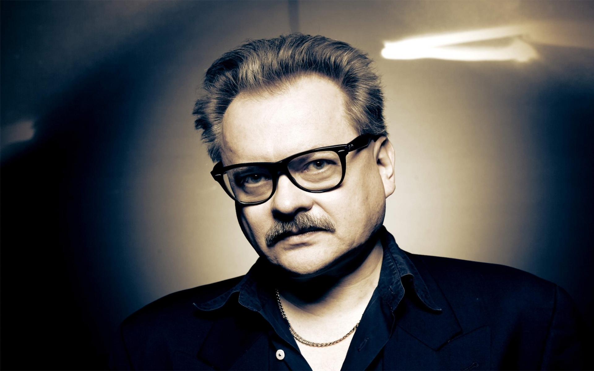 Картинки Heinz rudolf kunze, очки, цепочка, лицо, усы фото и обои на рабочий стол
