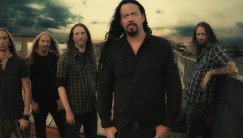 Evergrey, крыша, группа, небо, облака