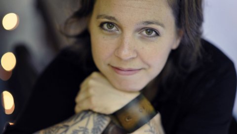 Erin mckeown, девушка, тату, руки, лицо