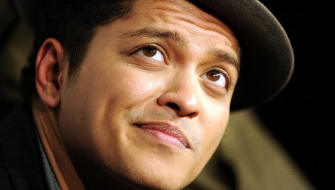 Bruno mars, лицо, взгляд, шляпа, костюм