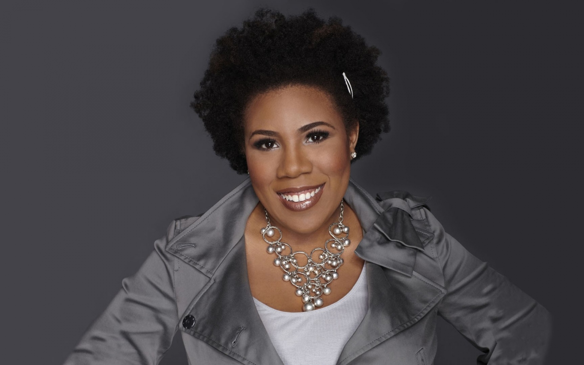 Картинки Melinda doolittle, улыбка, украшение, лицо, стрижка фото и обои на рабочий стол