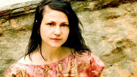 Lisa germano, девушка, платье, брюнетка, взгляд