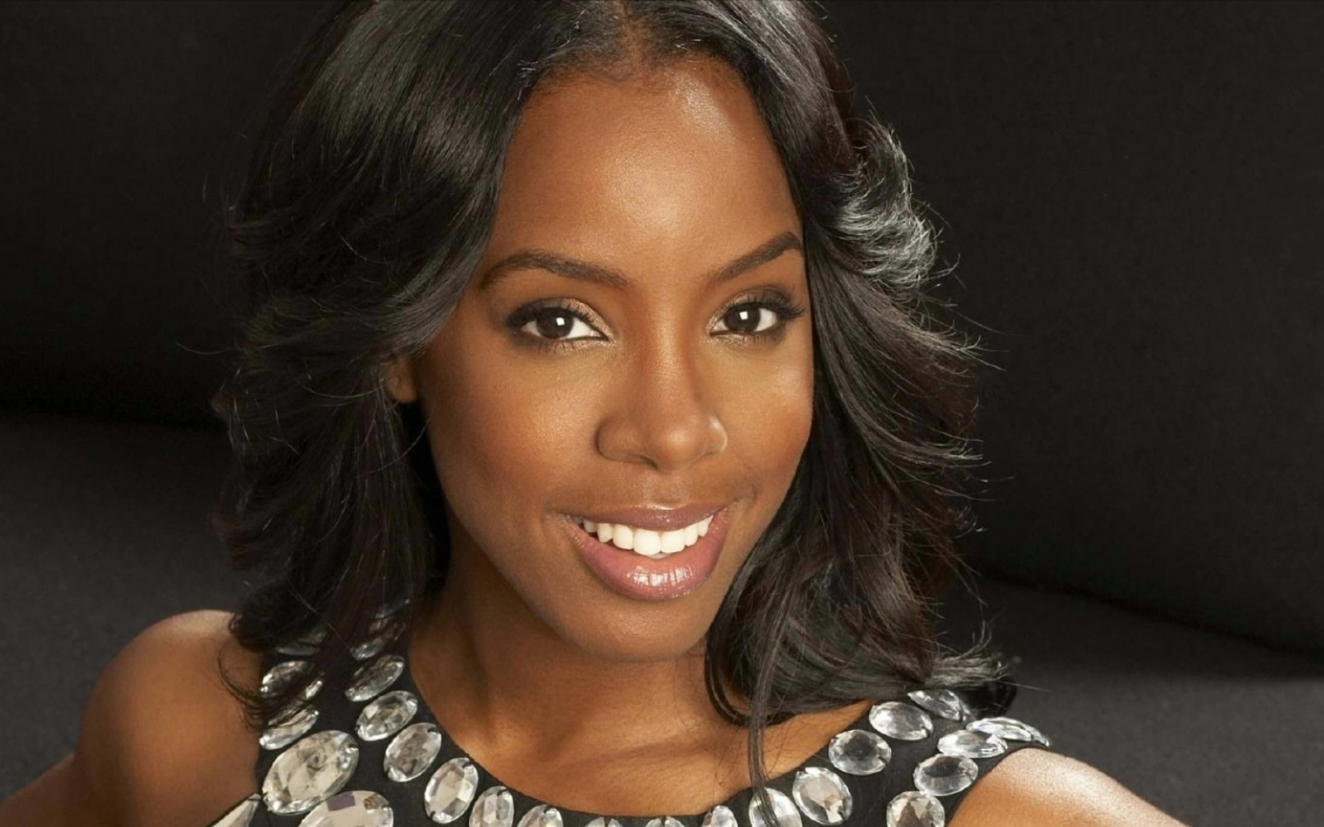 Картинки Kelly rowland, девушка, улыбка, зубы, стрижка фото и обои на рабочий стол