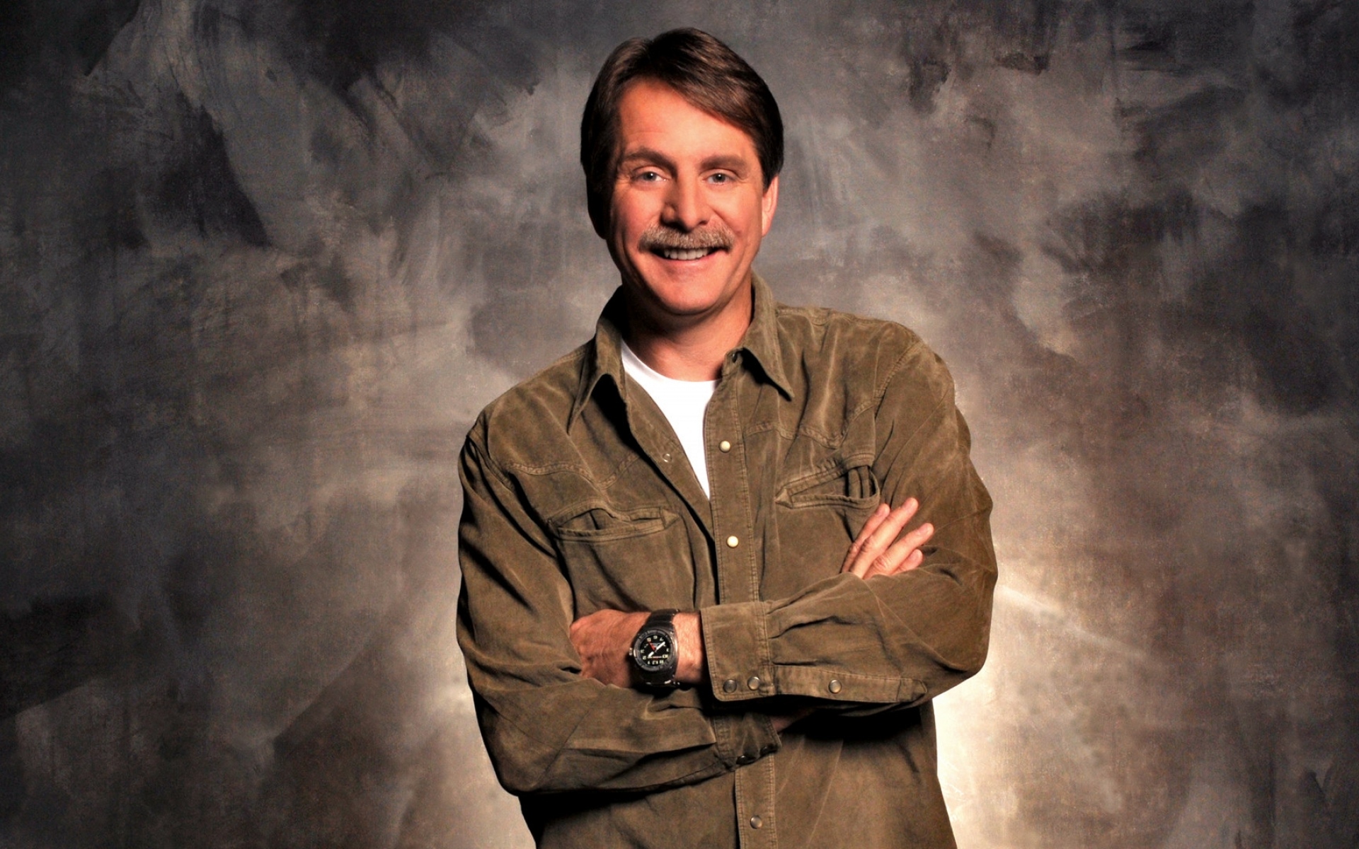 Картинки Jeff foxworthy, рубашка, часы, усы, улыбка фото и обои на рабочий стол