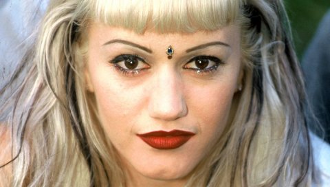 Gwen stefani, лицо, губная помада, губы, драгоценности