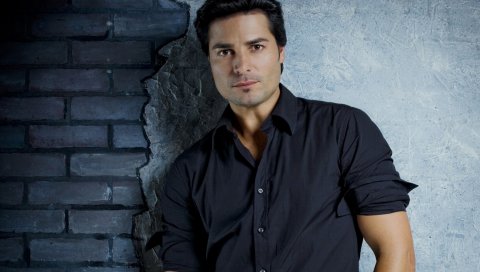 Chayanne, рубашка, стена, взгляд, мужчина