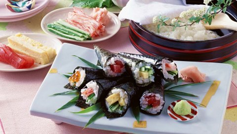 Суши, канальцы, рис, японская кухня