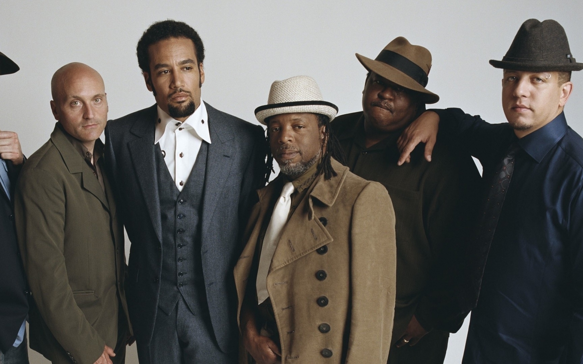 Картинки Ben harper, костюмы, куртки, головные уборы, дреды фото и обои на рабочий стол