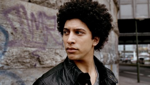 Andreas bourani, стрижка, улица, дорога, мост