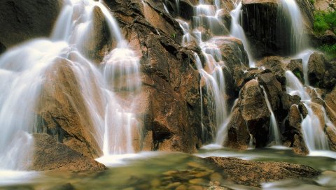 Падения, камни, каскады, зелень