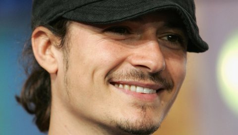 Orlando bloom, мальчик, лицо, улыбка, крупный план, щетина