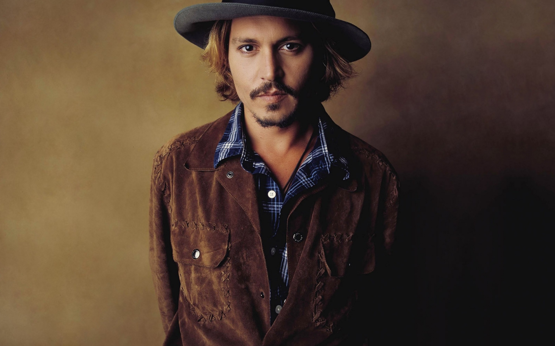 Картинки Johnny depp, усы, борода, шляпа, мужчина, куртка фото и обои на рабочий стол