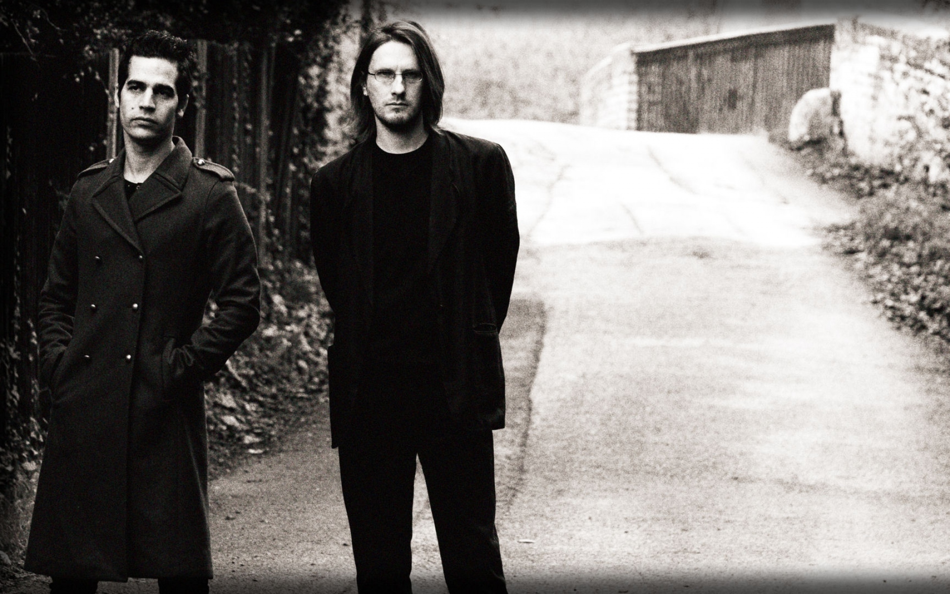 Картинки Blackfield, пальто, дорога, очки, группа фото и обои на рабочий стол
