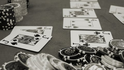 Карты, фишки, покер, стол, черный белый
