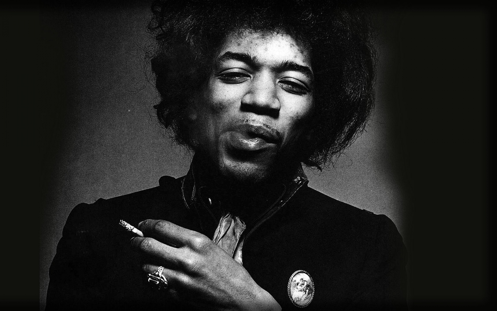 Картинки Jimi hendrix, сигарета, куртка, дым, лицо фото и обои на рабочий стол