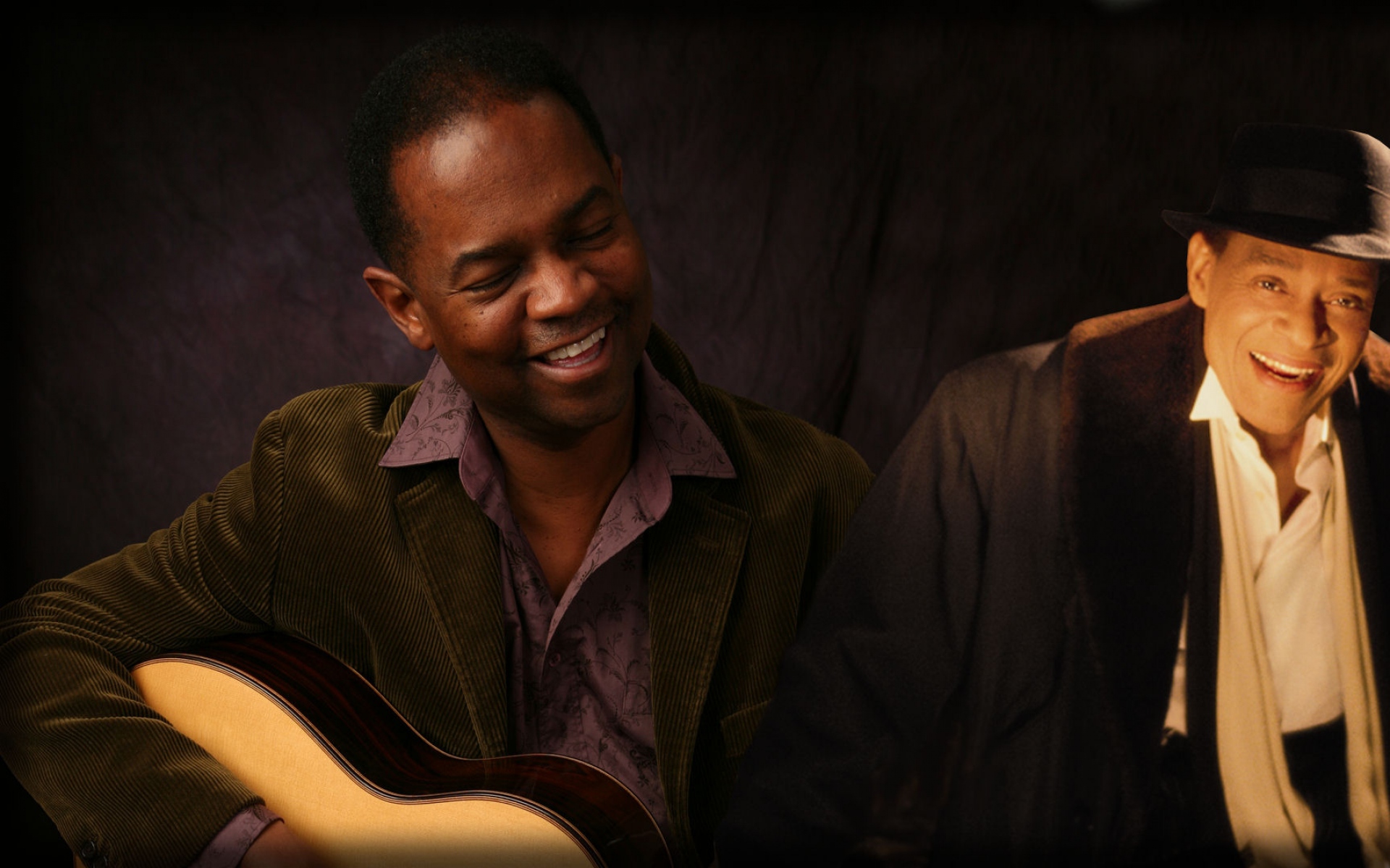 Картинки Earl klugh, улыбка, куртка, шляпа, свет фото и обои на рабочий стол