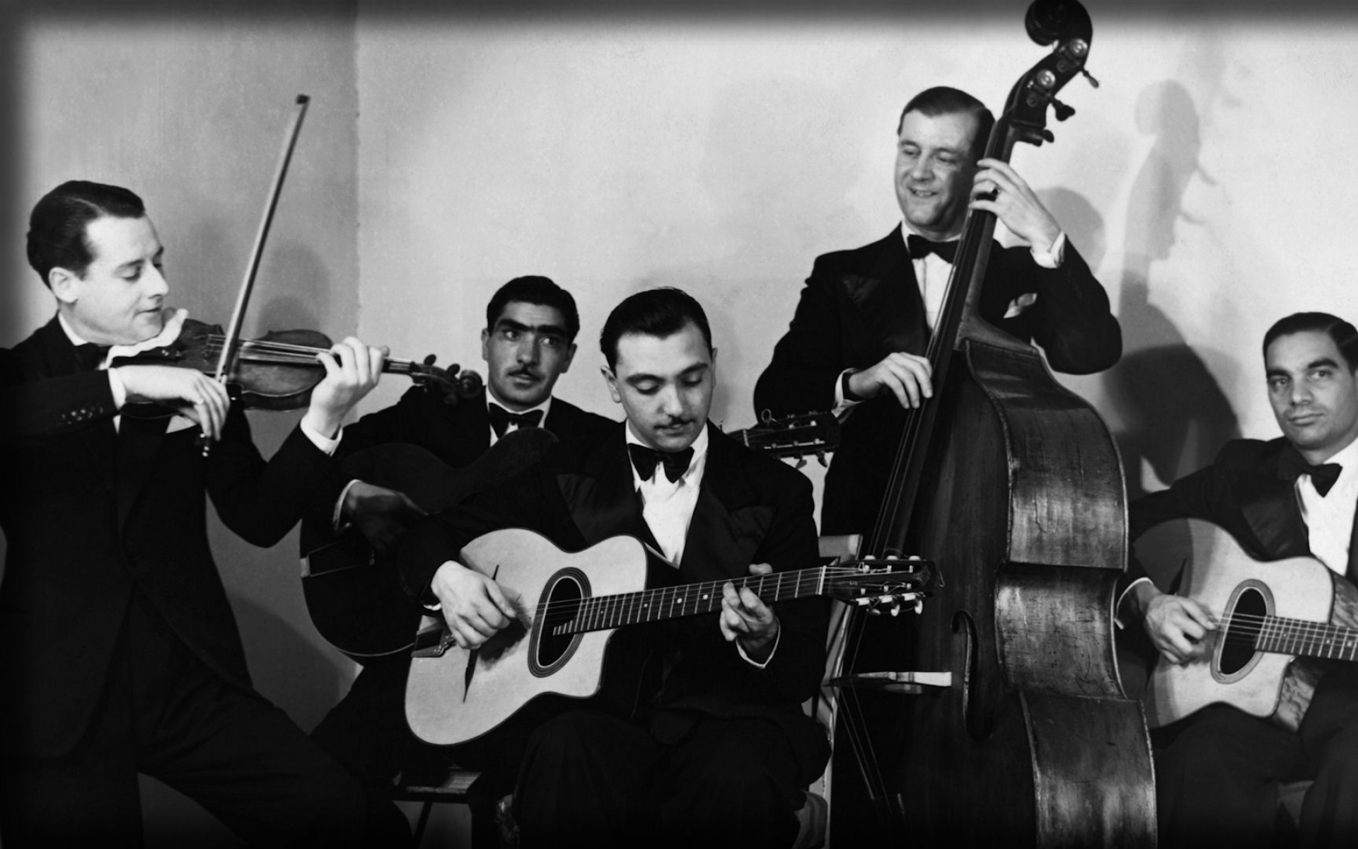 Картинки Django reinhardt, stephane grappelli, группа, виолончель, гитара фото и обои на рабочий стол