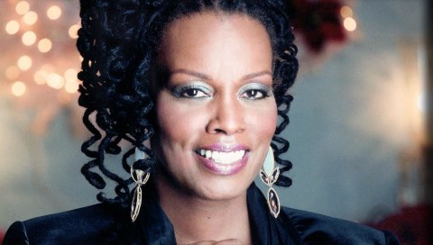 Dianne reeves, улыбка, девушка, стрижка, серьги