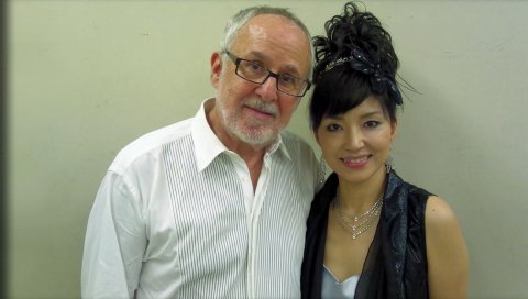 Bob james, keiko matsui, улыбка, очки, девушка