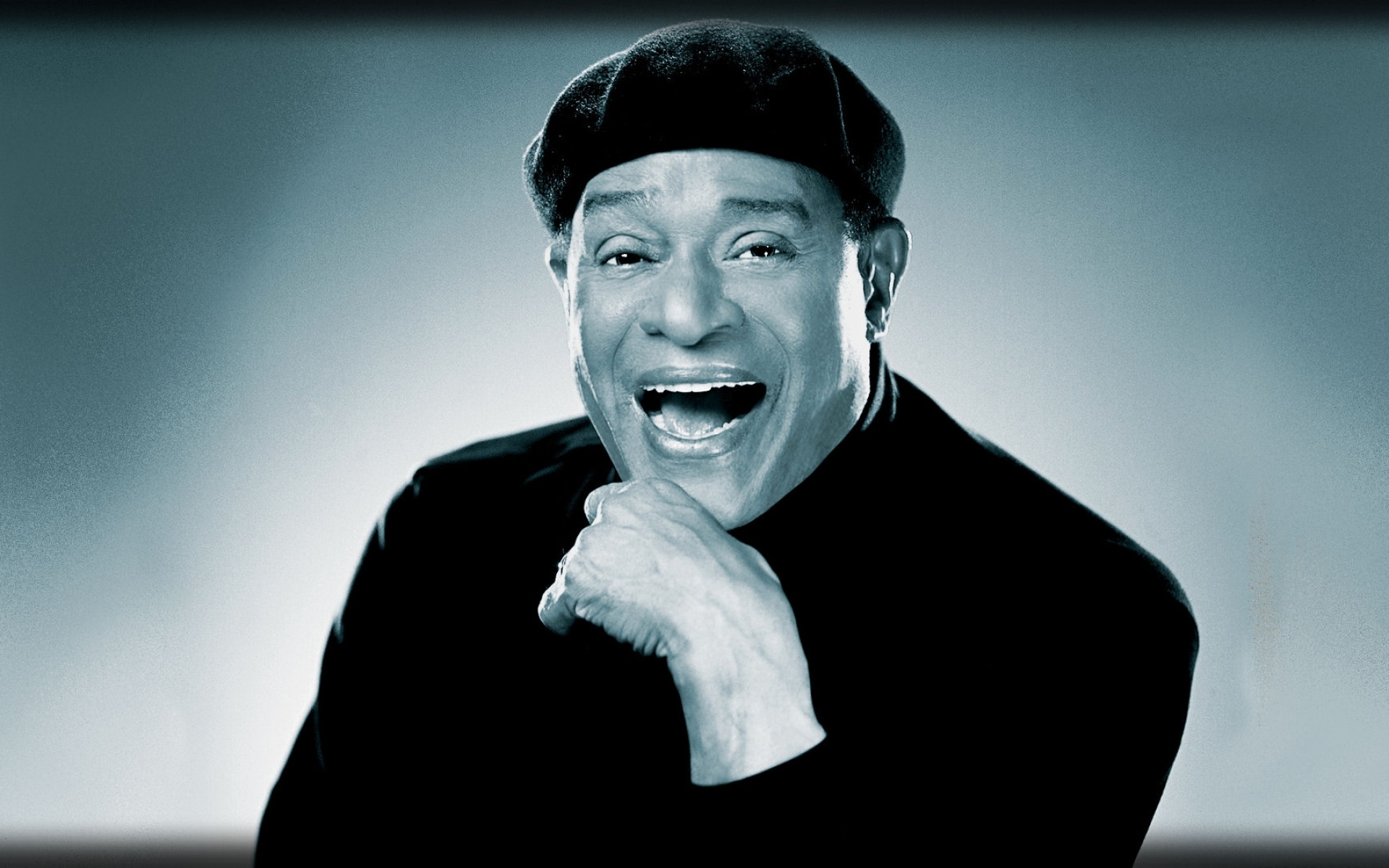 Картинки Al jarreau, улыбка, рот, рука, колпачок фото и обои на рабочий стол