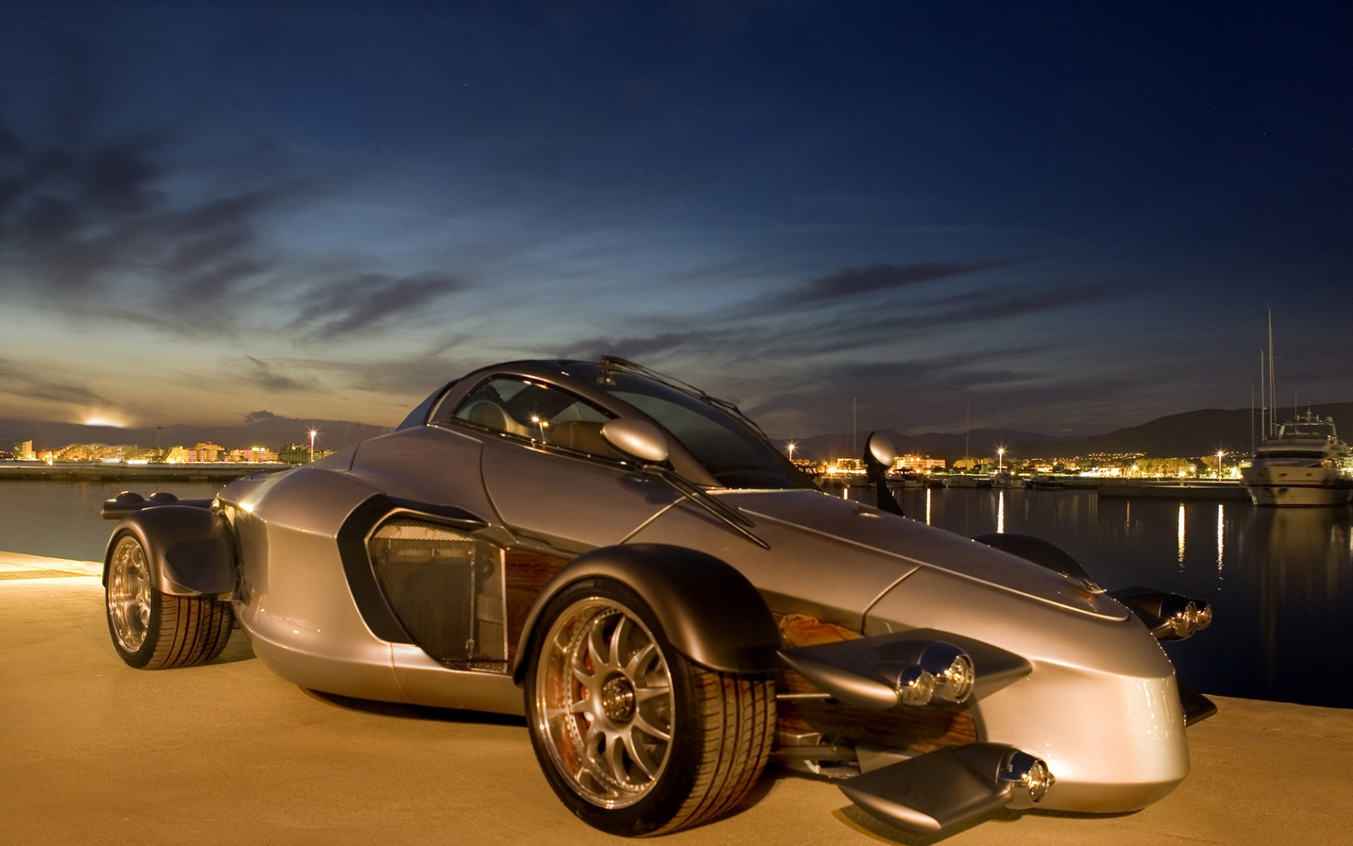 Картинки Ad, tramontana, необычный, огни, шины, вода фото и обои на рабочий стол