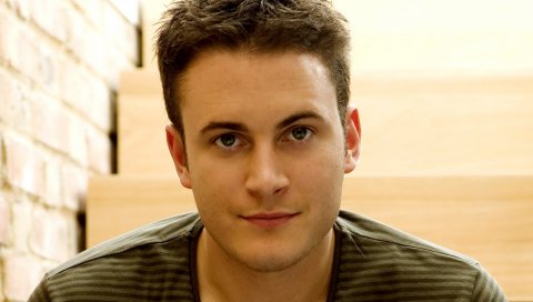 Gary lucy, мужчина, актер, темноволосый, кардиган, человек