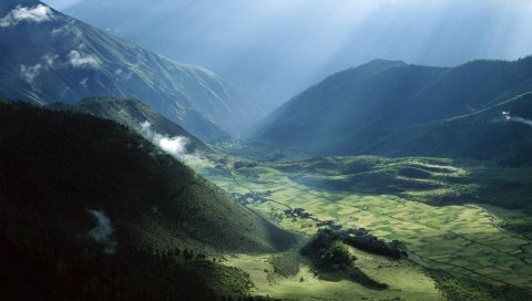 Азия, горы, облака, высота, поля, зелень, склоны, луга