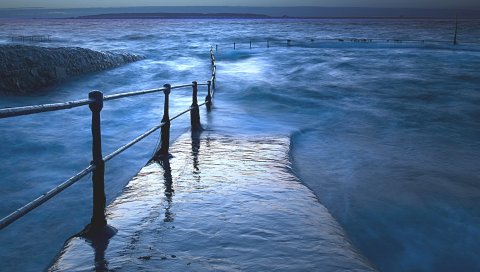 Пирс, вода, море, наводнение, поручень
