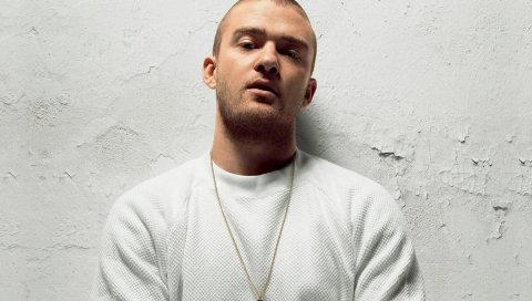 Justin timberlake, цепь, щетина, стена, свет
